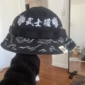 Darc sport bucket hat
